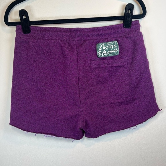 ROOTS Canada Womens Cut Off Sweat Shorts Purple Pull On Patch Logo Pockets Small - Picture 6 of 11